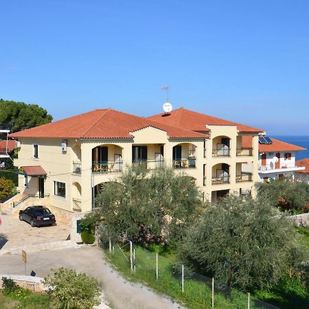 Hotel Patelis Poúlithra 외부 사진