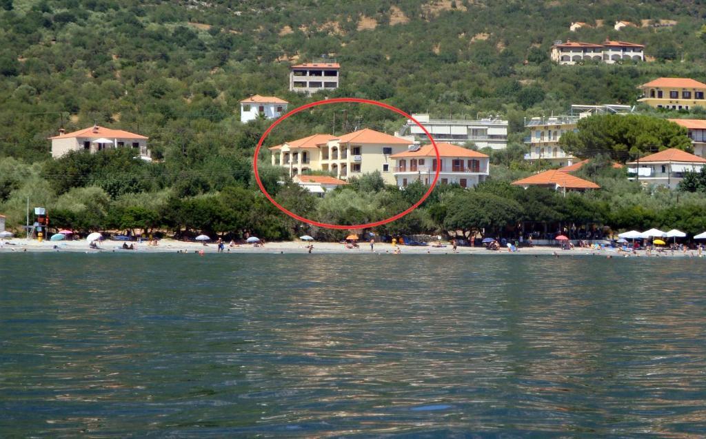 Hotel Patelis Poúlithra 외부 사진